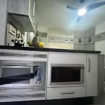 Apartamento Condominio Wembley Tenis De Frente A Praia