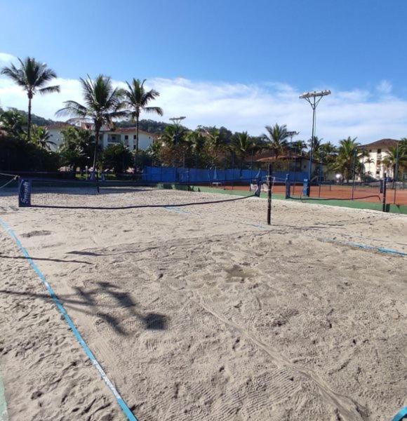 Wembley Tenis De Frente A * Ubatuba